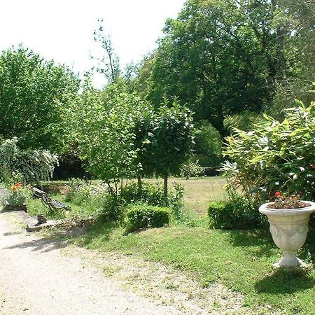 Domaine De La Dame De Lauriere Bed & Breakfast Solignac Eksteriør bilde