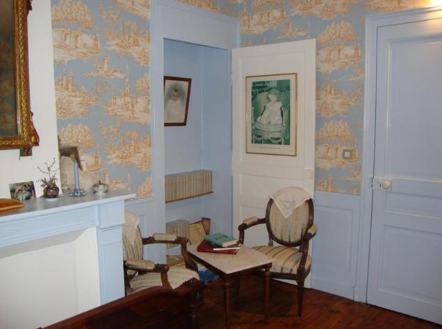 Domaine De La Dame De Lauriere Bed & Breakfast Solignac Rom bilde
