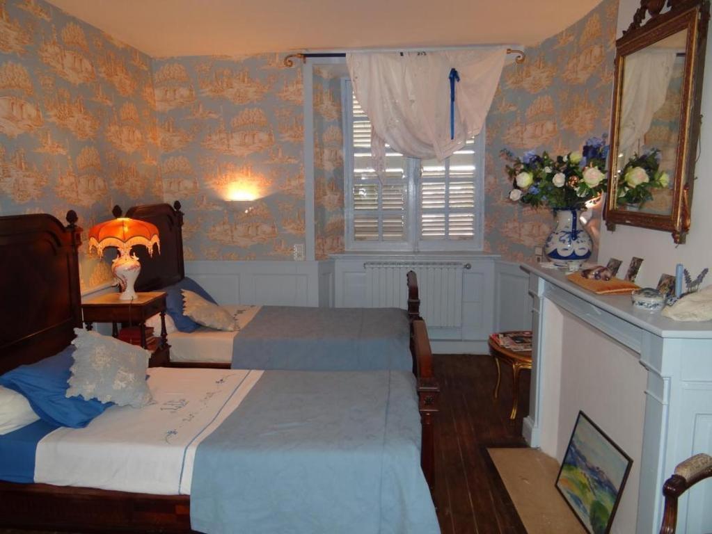Domaine De La Dame De Lauriere Bed & Breakfast Solignac Rom bilde